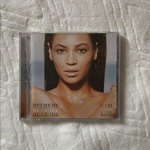 Sony CD - I Am... Sasha Fierce Deluxe Edition